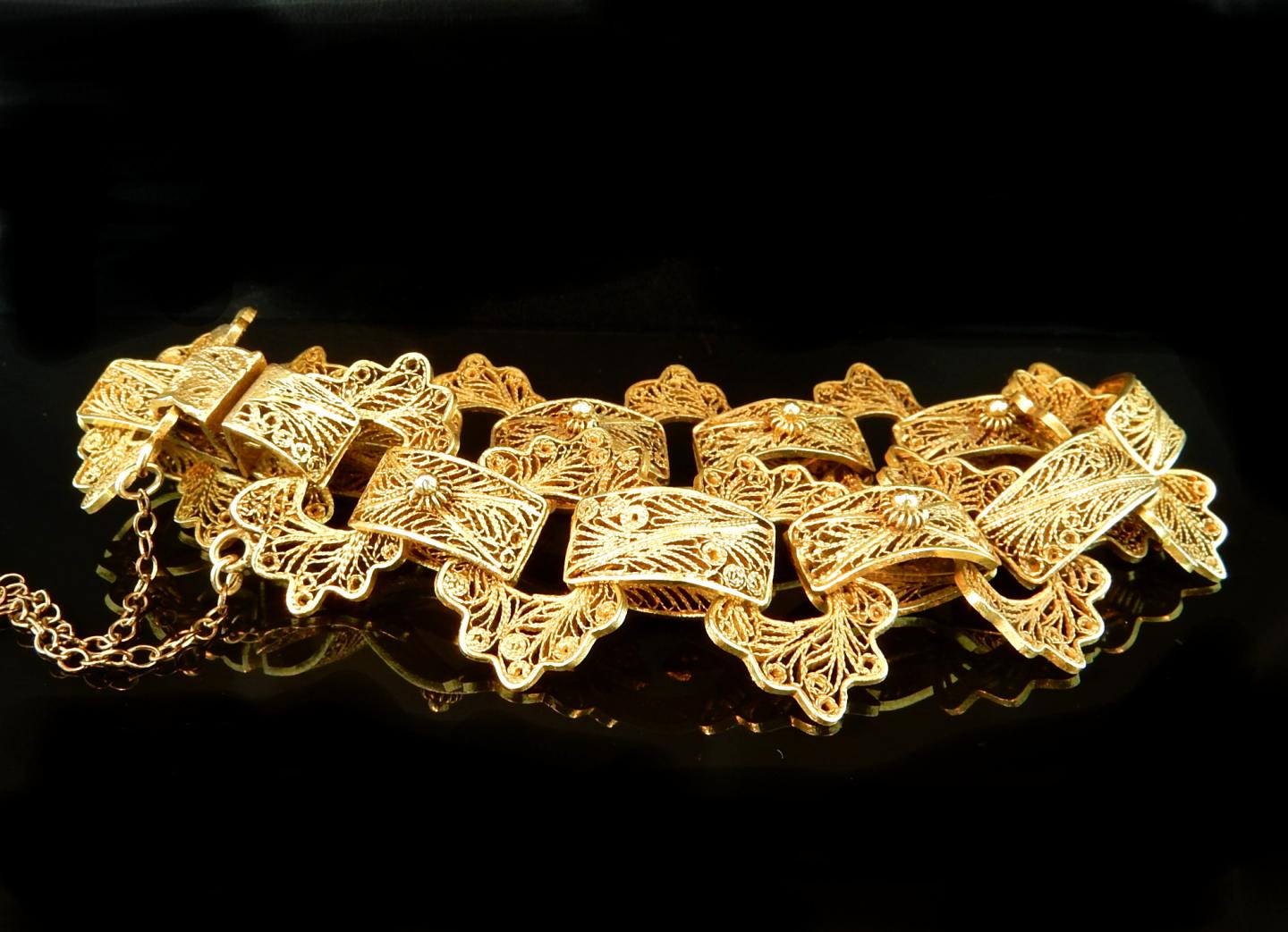 Ferro Estate & Custom Jewelers
