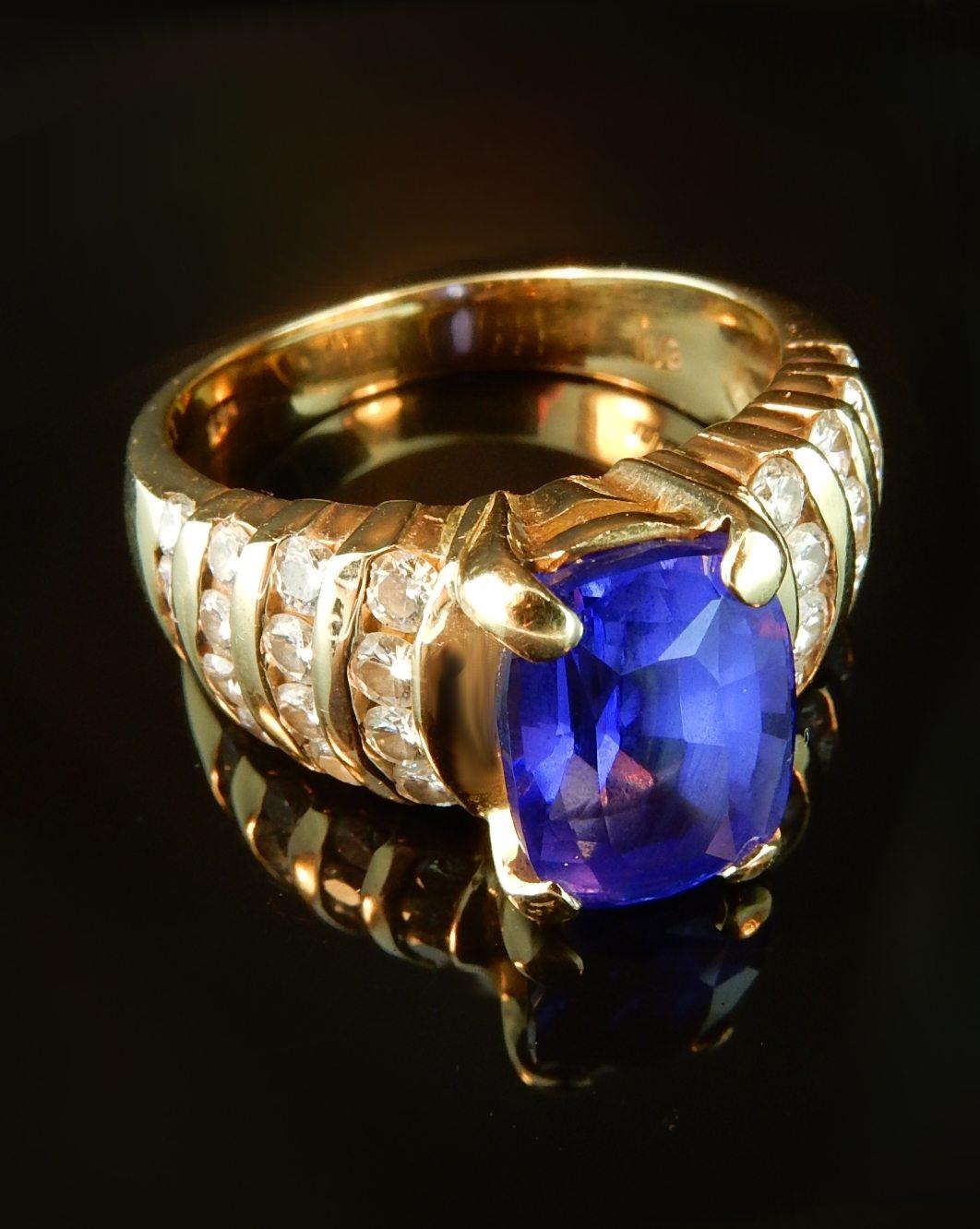 Ferro Estate & Custom Jewelers