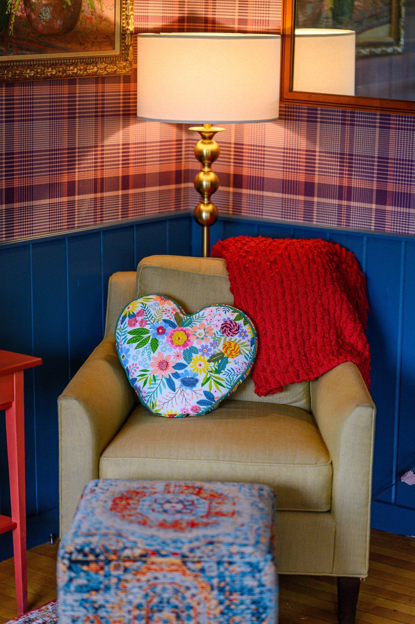 Brass Lantern Inn