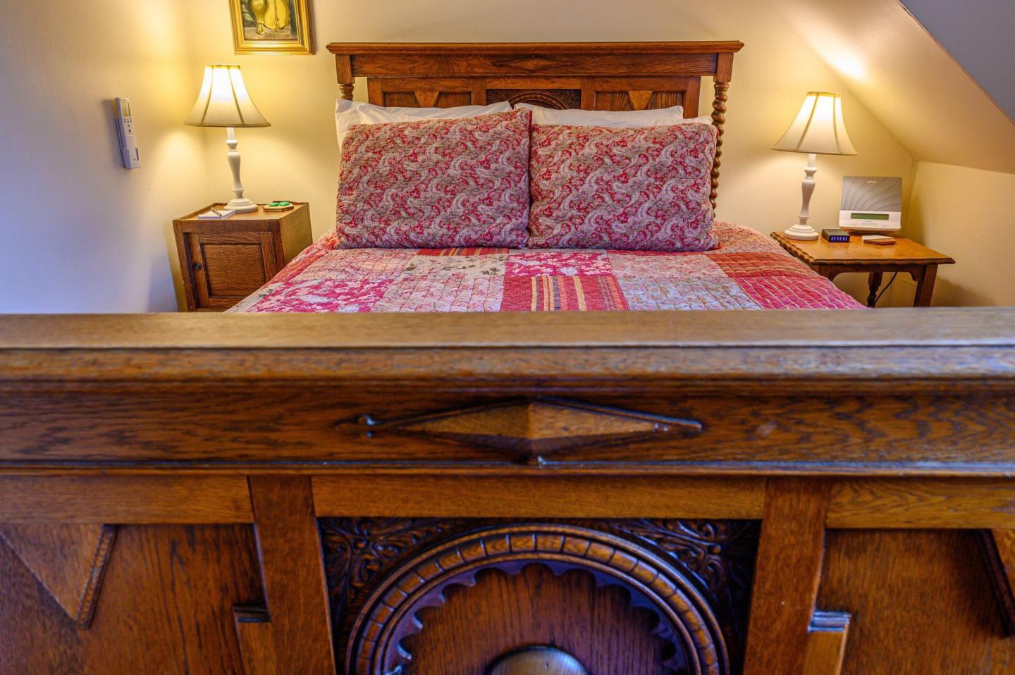 Brass Lantern Inn