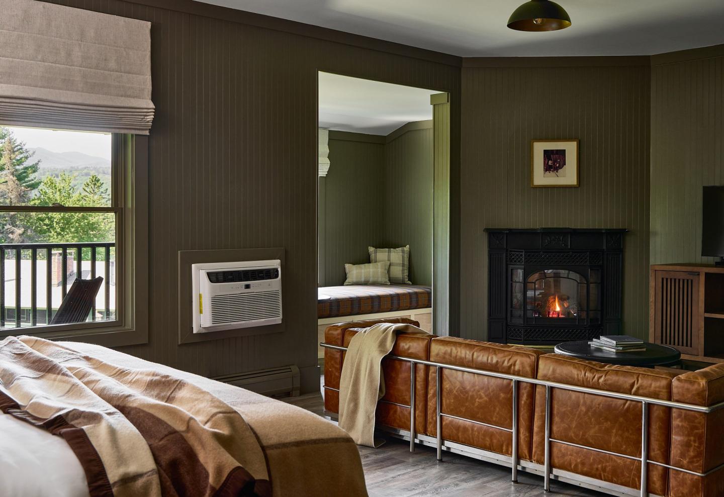 Bluebird Cady Hill Lodge