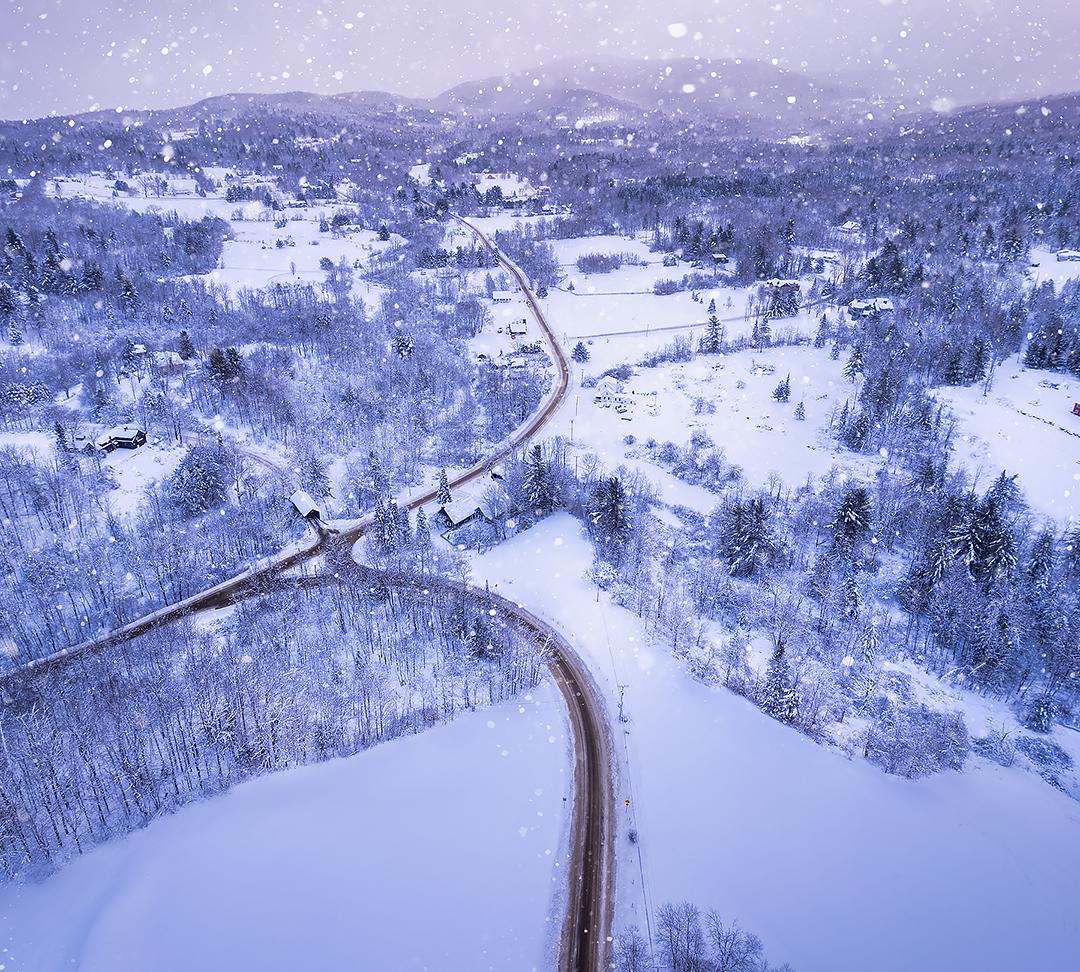 A Snowy Road Trip: Scenic Route 100’s Classic Vermont Towns