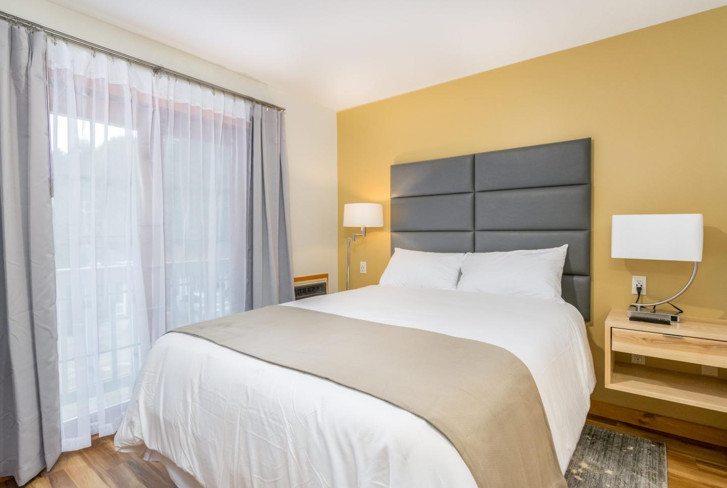 Grey Fox Inn & Resort