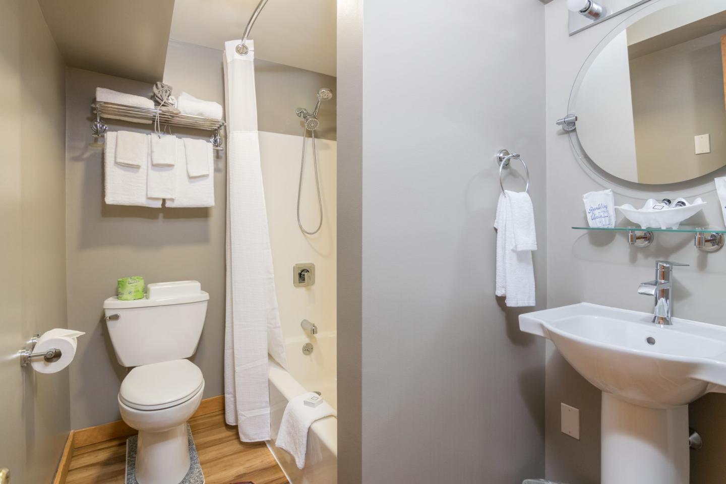 Grey Fox Inn & Resort