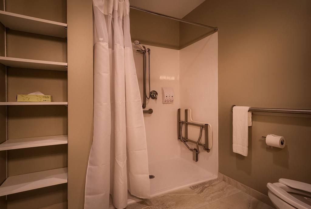 Sun & Ski Inn and Suites