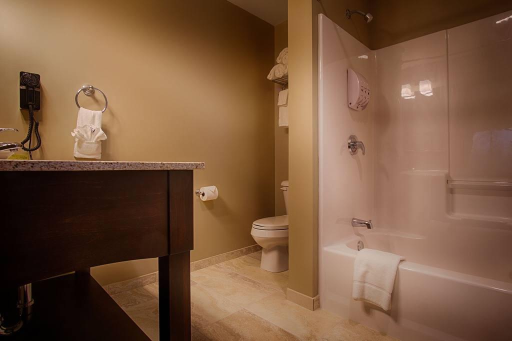 Sun & Ski Inn and Suites