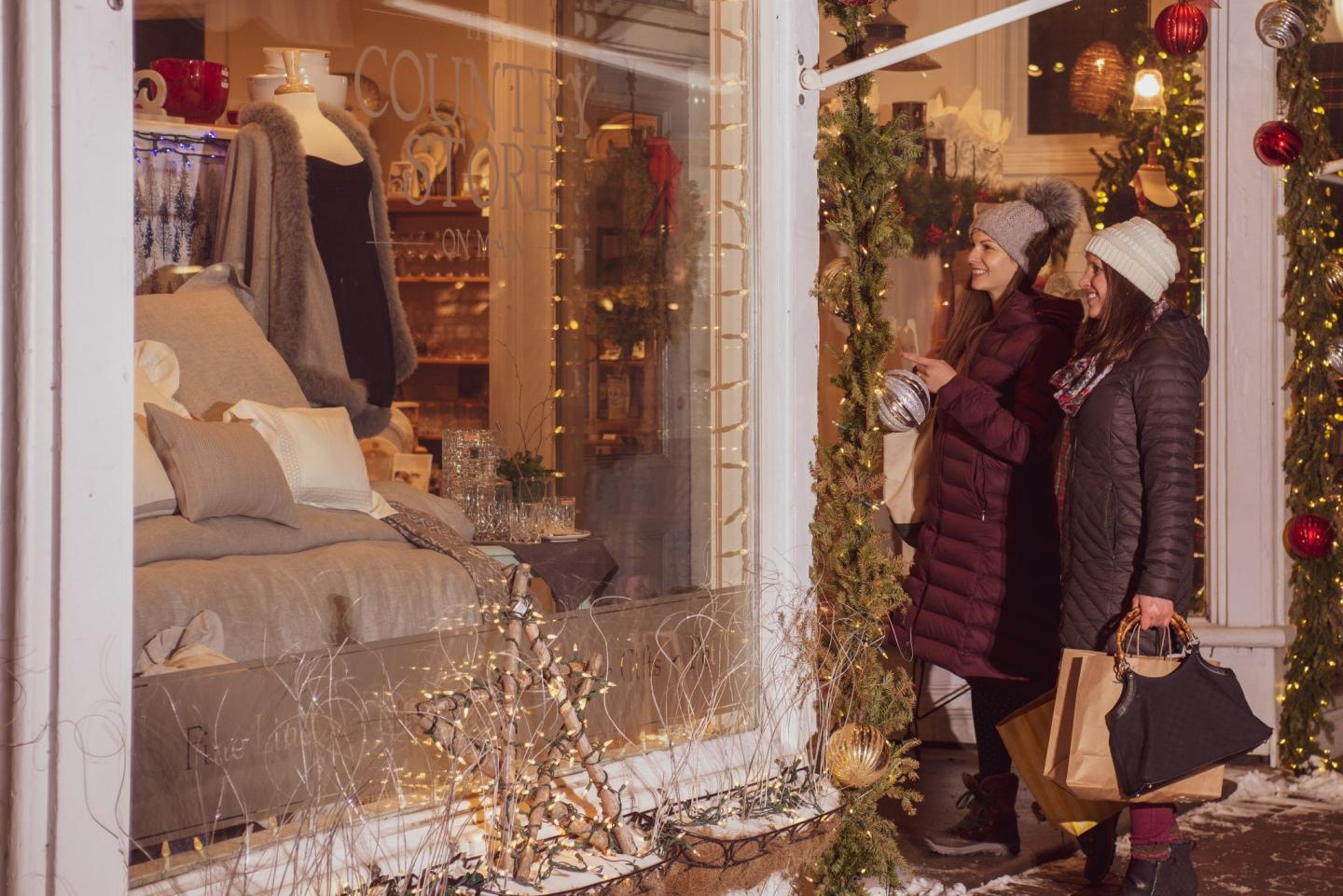 The Stowe Holiday Gift Guide 2019