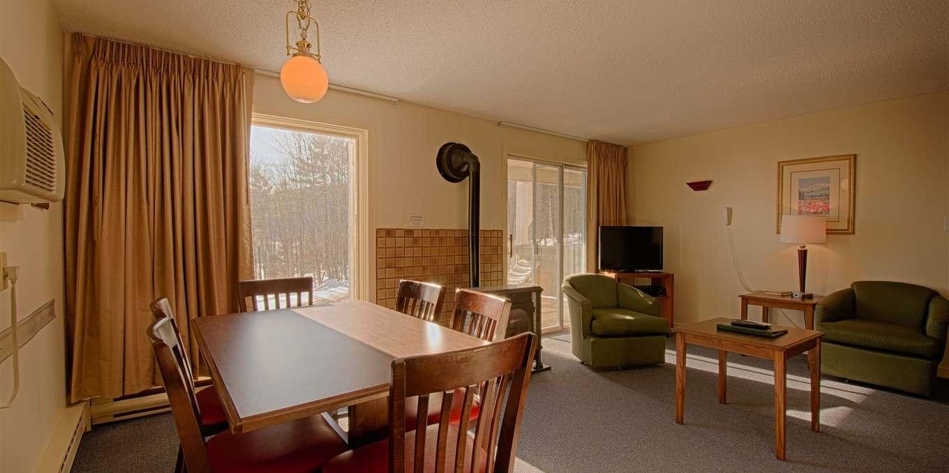 Sun & Ski Inn and Suites