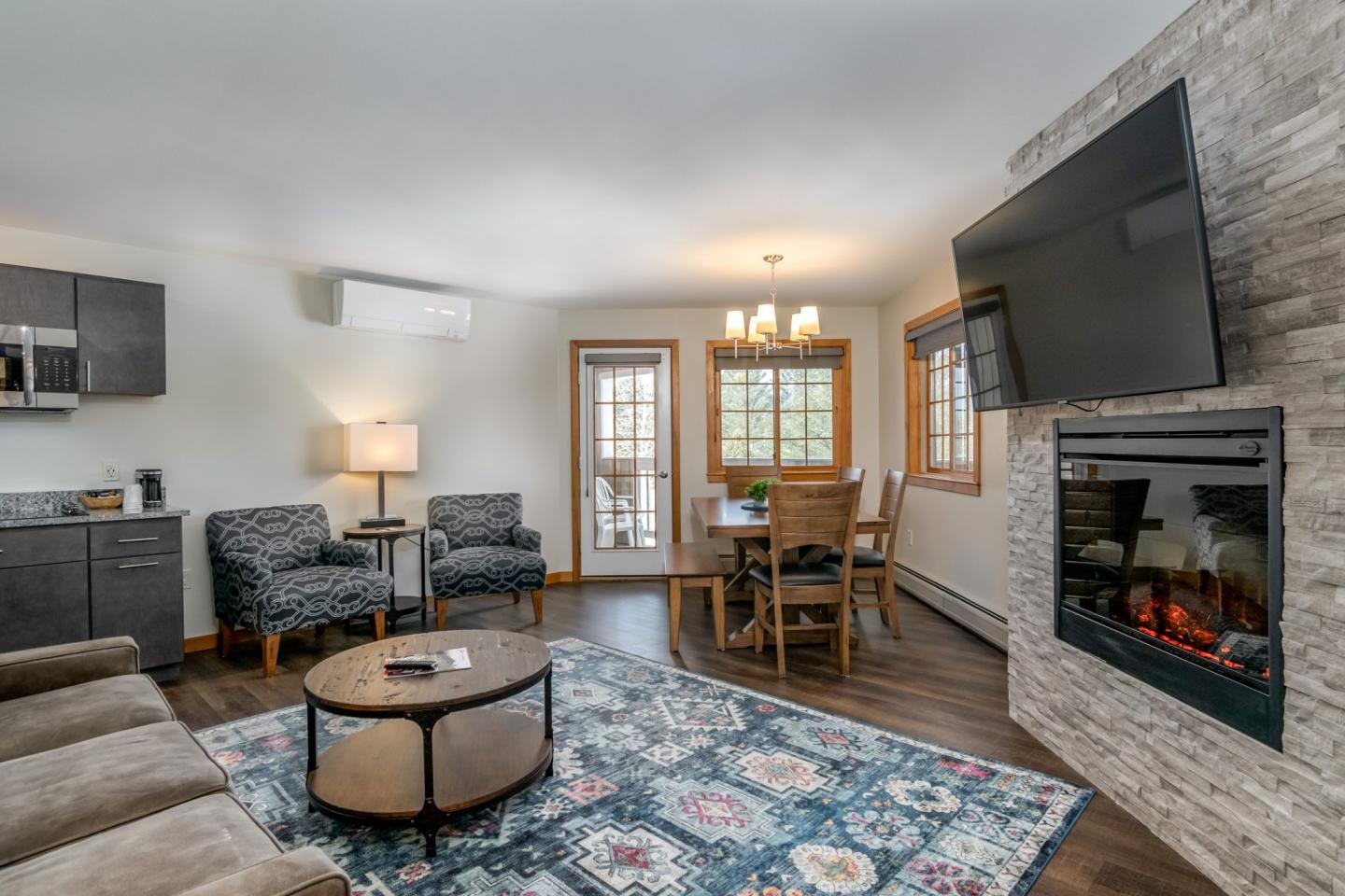 Grey Fox Inn & Resort