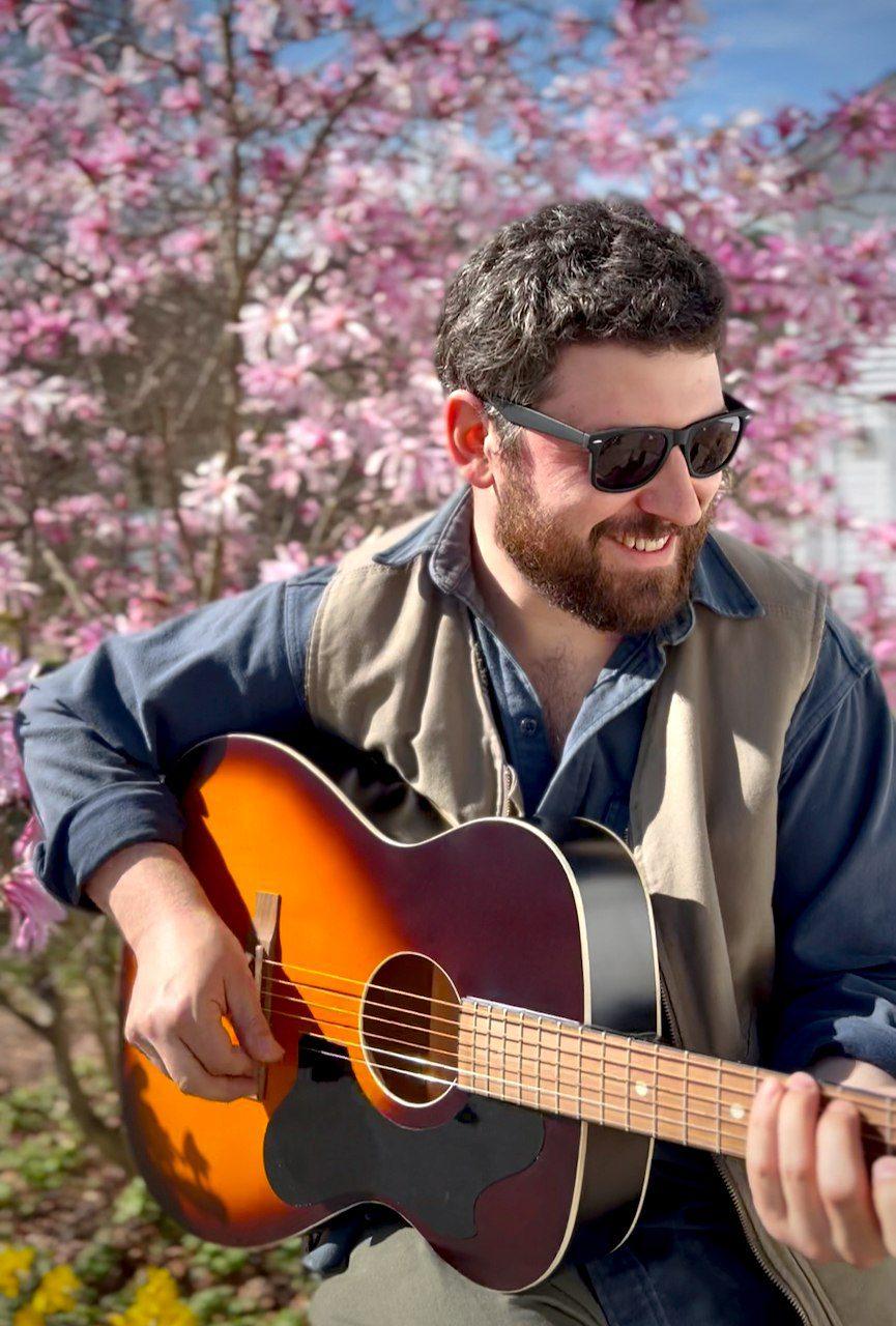 Friday Night Music with Colin Nevins at Stowe Cider