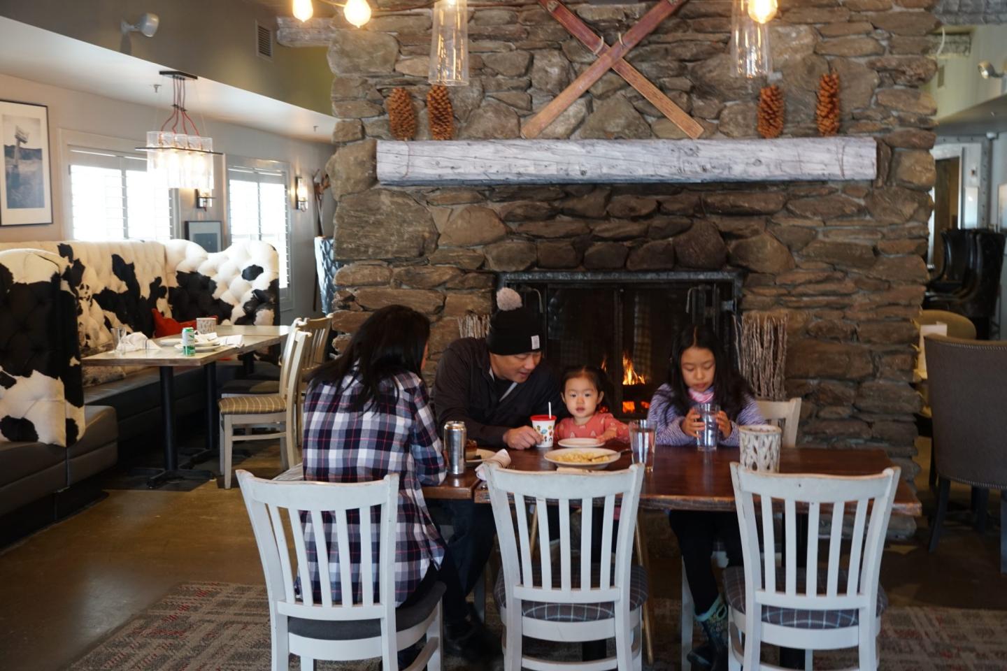 3 Ways to Celebrate Dine Stowe While Supporting Local