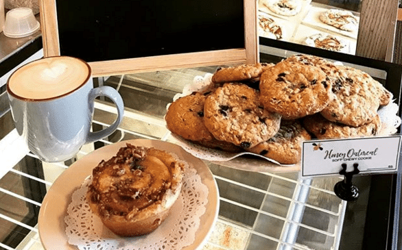 Stowe Bee Bakery & Café