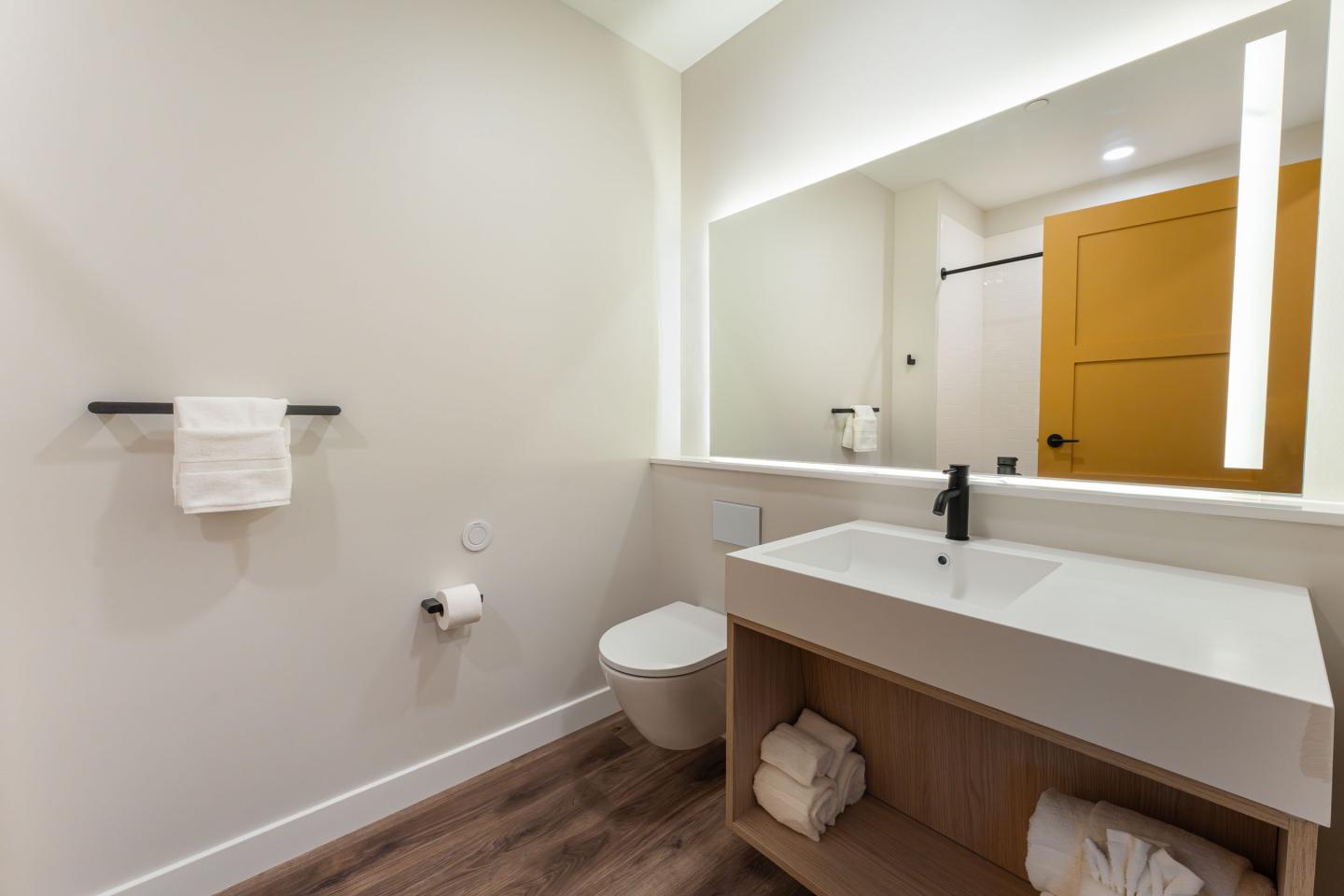 Signature Room - Bathroom