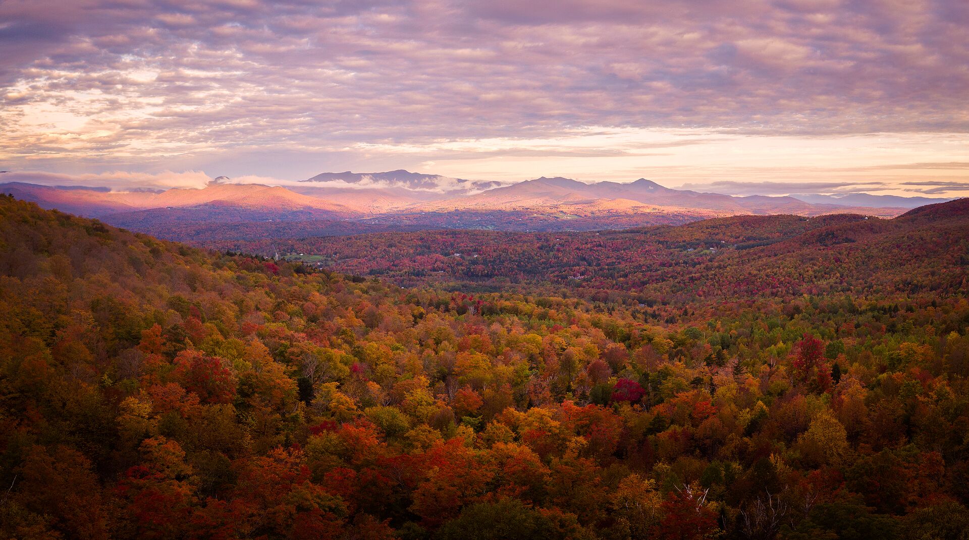 Stowe Vermont Fall Autumn in Vermont - Go Stowe